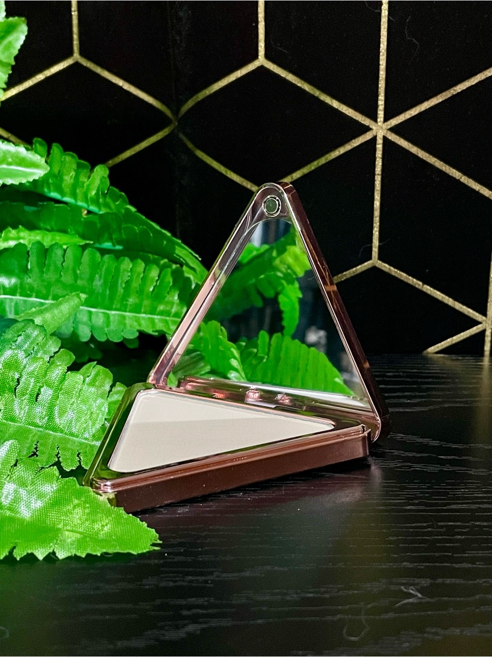 LYS Beauty Triple Fix Setting Powder – Shade: Resilience (Translucent)